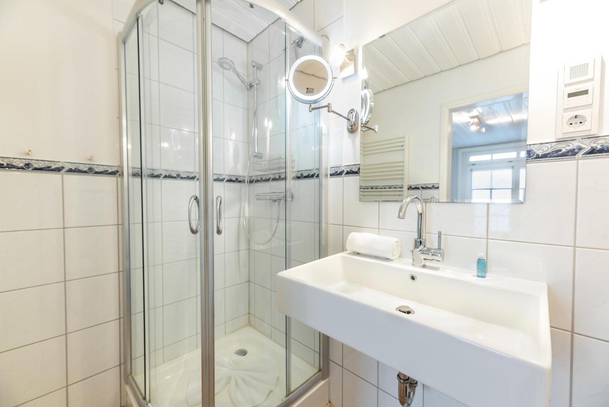 Landhaus Am Meer - Whg 3 Liinsand Utersum Ngoại thất bức ảnh